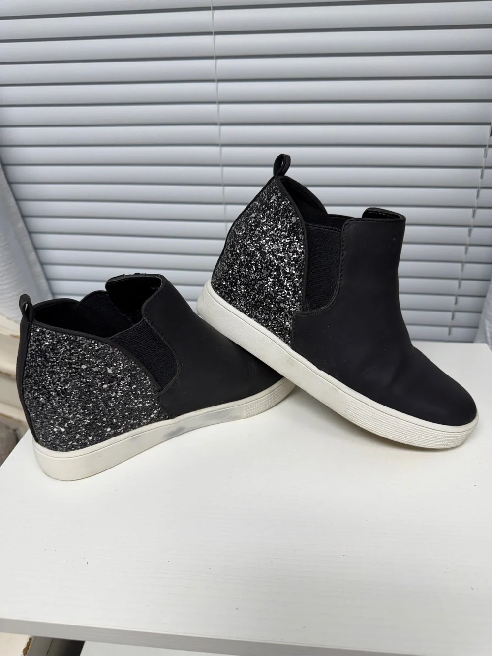 Black Glitter Wedge Slip-On Sneakers for Girls